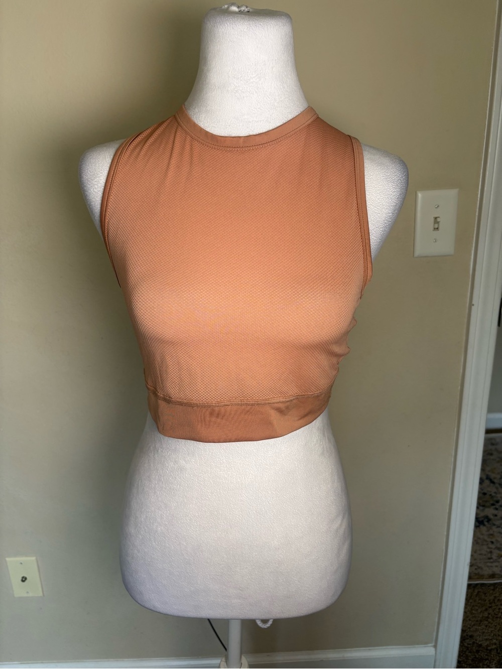 Nike Dri-FIT Women's Brown Mesh Cropped Tank Top M Quick Dry Lightweight